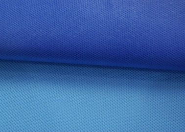 Tela no tejida coloreada del resbalón anti de los PP Spunbond para la industria del empaquetado o de los muebles